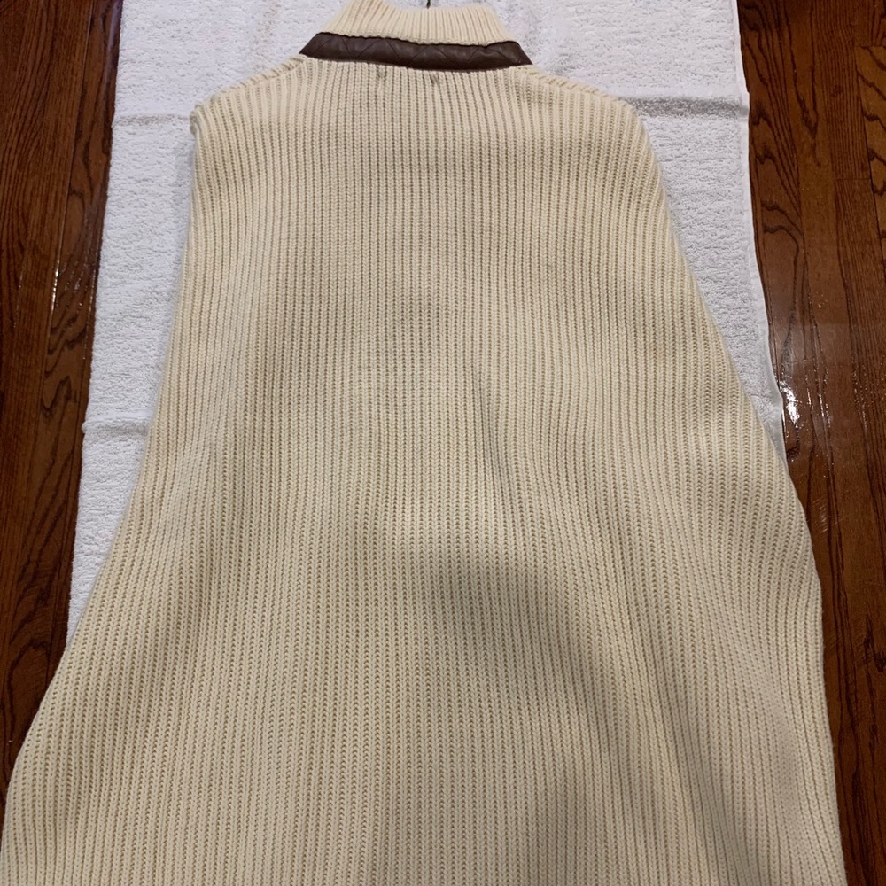 Lavane Sweater - Picture 3 of 3